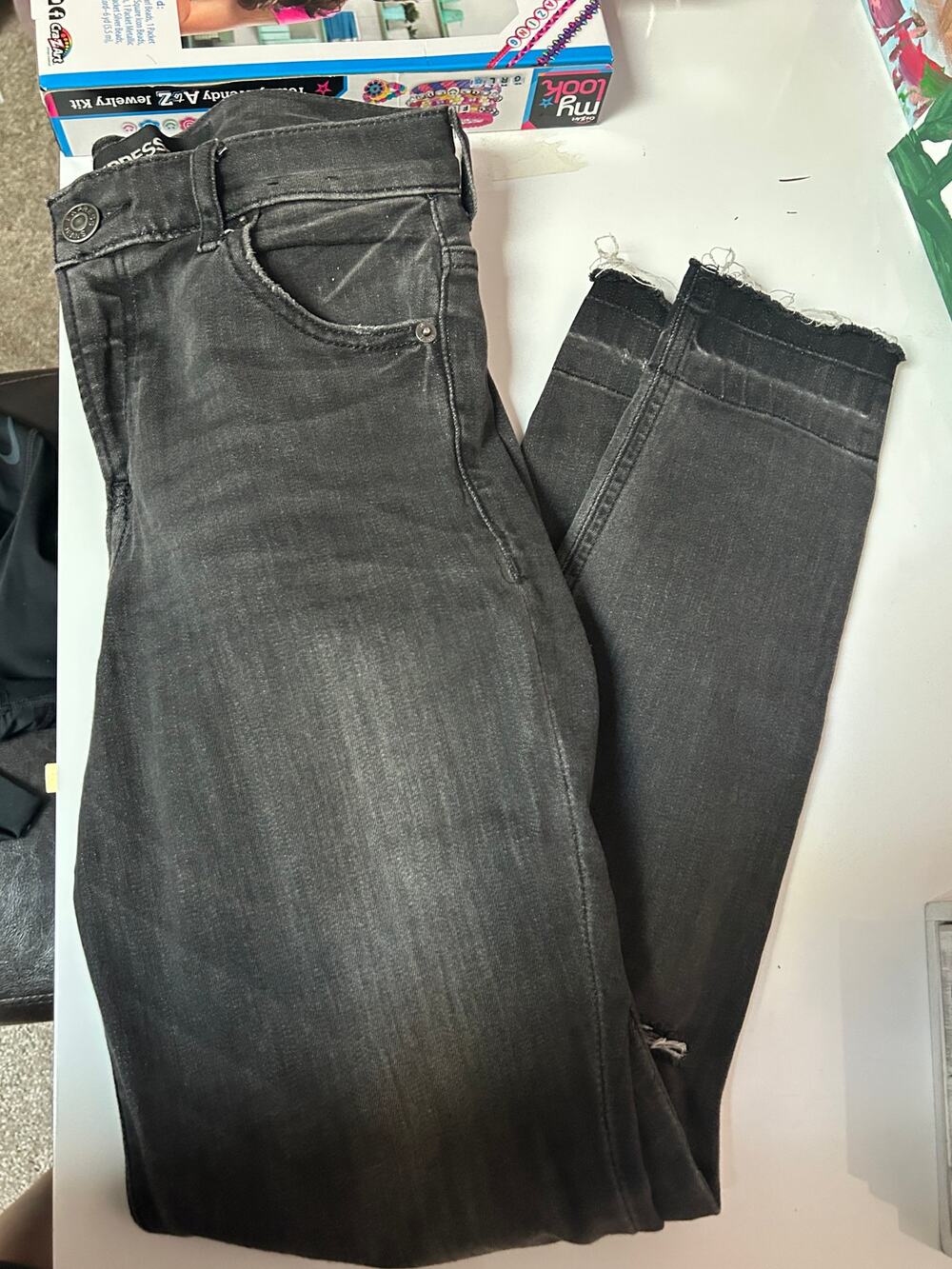 Express Jeans Ankle *Size 2R*